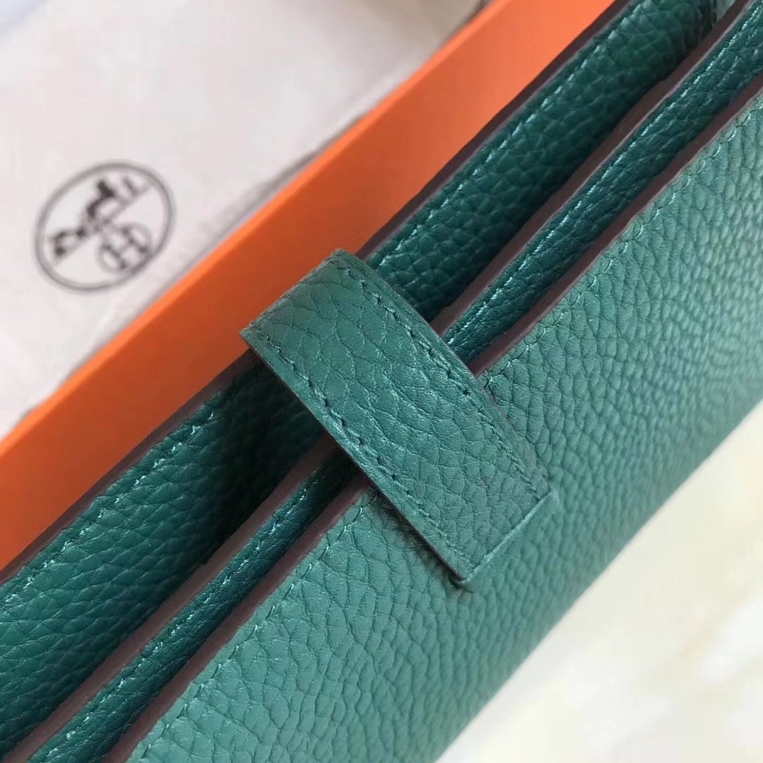 Hermes Bearn Bifold Wallet Togo Leather Green