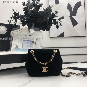 AAA Quality Chanel Mini Flap Bag Black Velvet with Gold Hardware For Girls Online AS2619