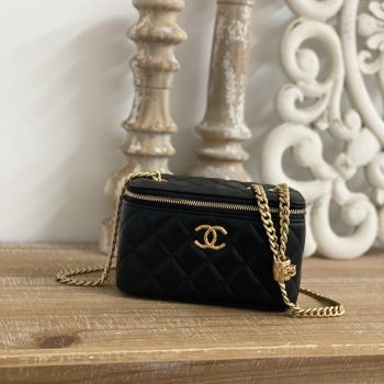 Chanel 81222 Vanity Leather Crossbody Lipstick Bag Black