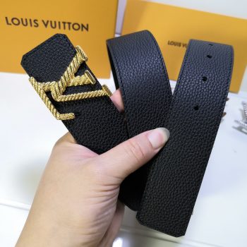Cheap Replica Louis Vuitton Men Leather Belt 111