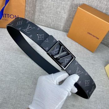 Louis Vuitton Men Leather Belt Width 4CM 148