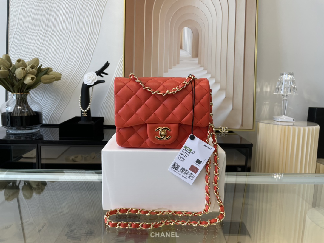 Replica-Chanel-Clasica-Flap-Mini-Chain-Shoulder-Bag-17cm-Quilted-Lambskin-With-Gold-Dark-Red.jpg