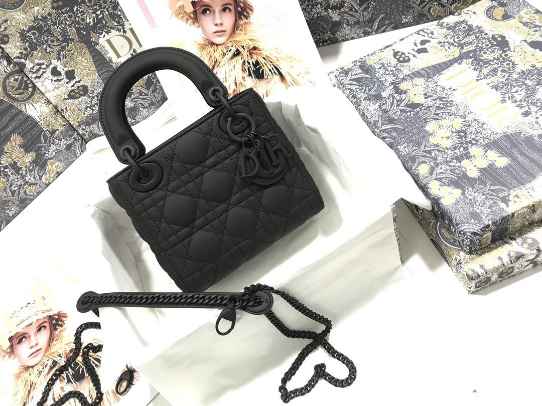 Replica-Classic-Mini-Lady-Dior-Bag-Black-Ultramatte-Cannage-Calfskin.jpg