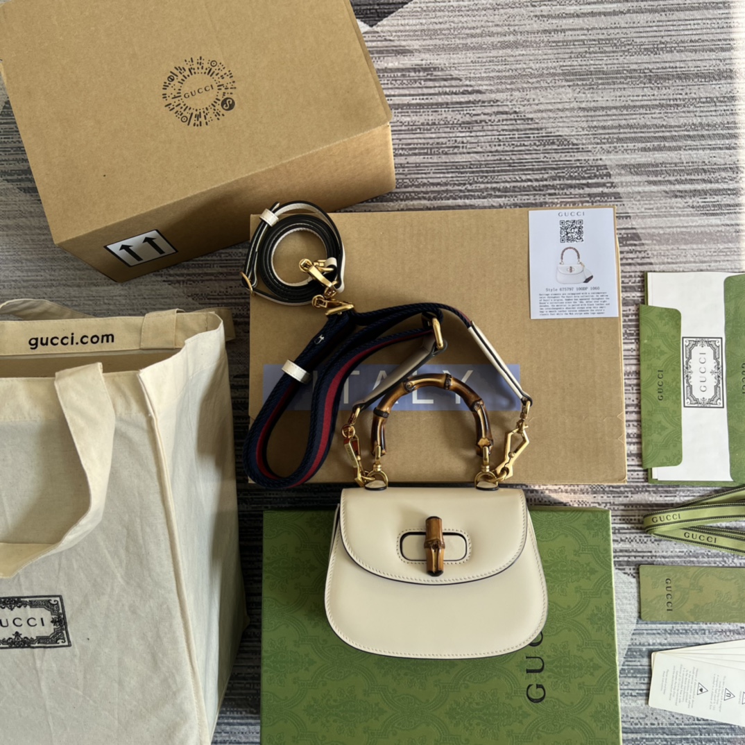 Replica-Gucci-Mini-Top-Handle-Bag-with-Bamboo-White-686864-High-End.jpg