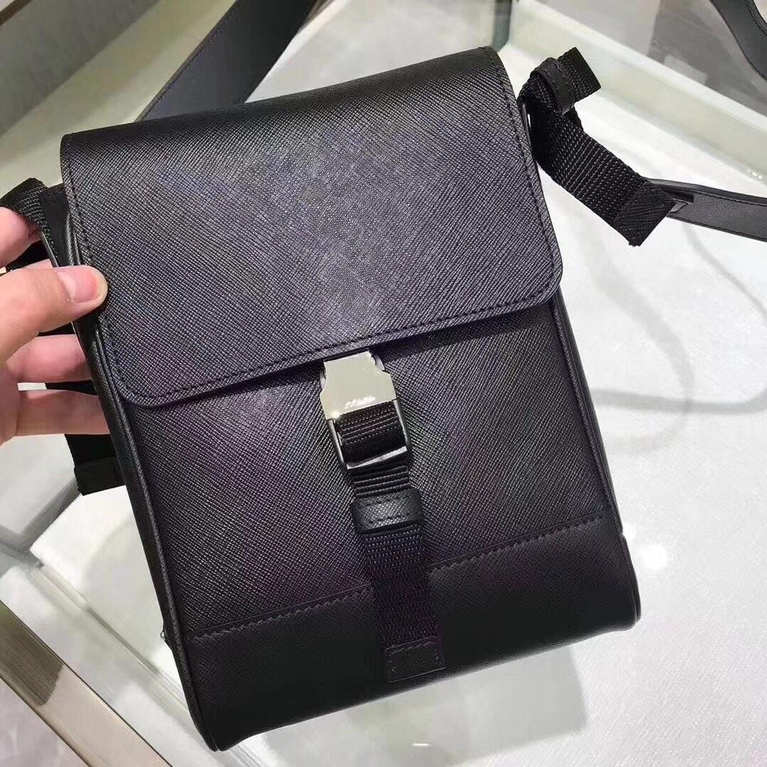 Replica-Prada-Men-Saffiano-Leather-Shoulder-Bag-Black-2VD019.jpg