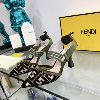 Fendi Women Colibri Pumps-0002  35-42