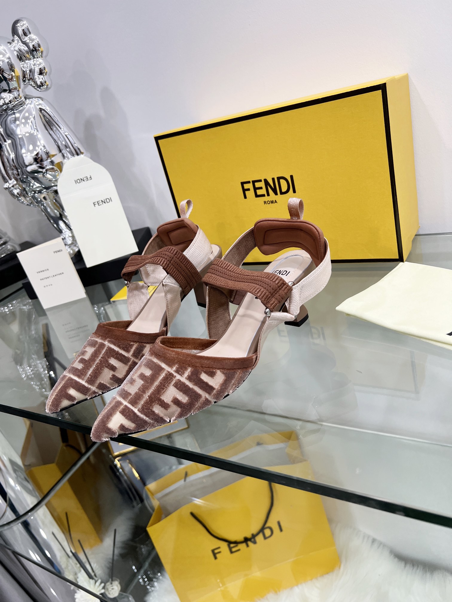 Fendi-Women-Colibri-Pumps-0009-35-42.jpg