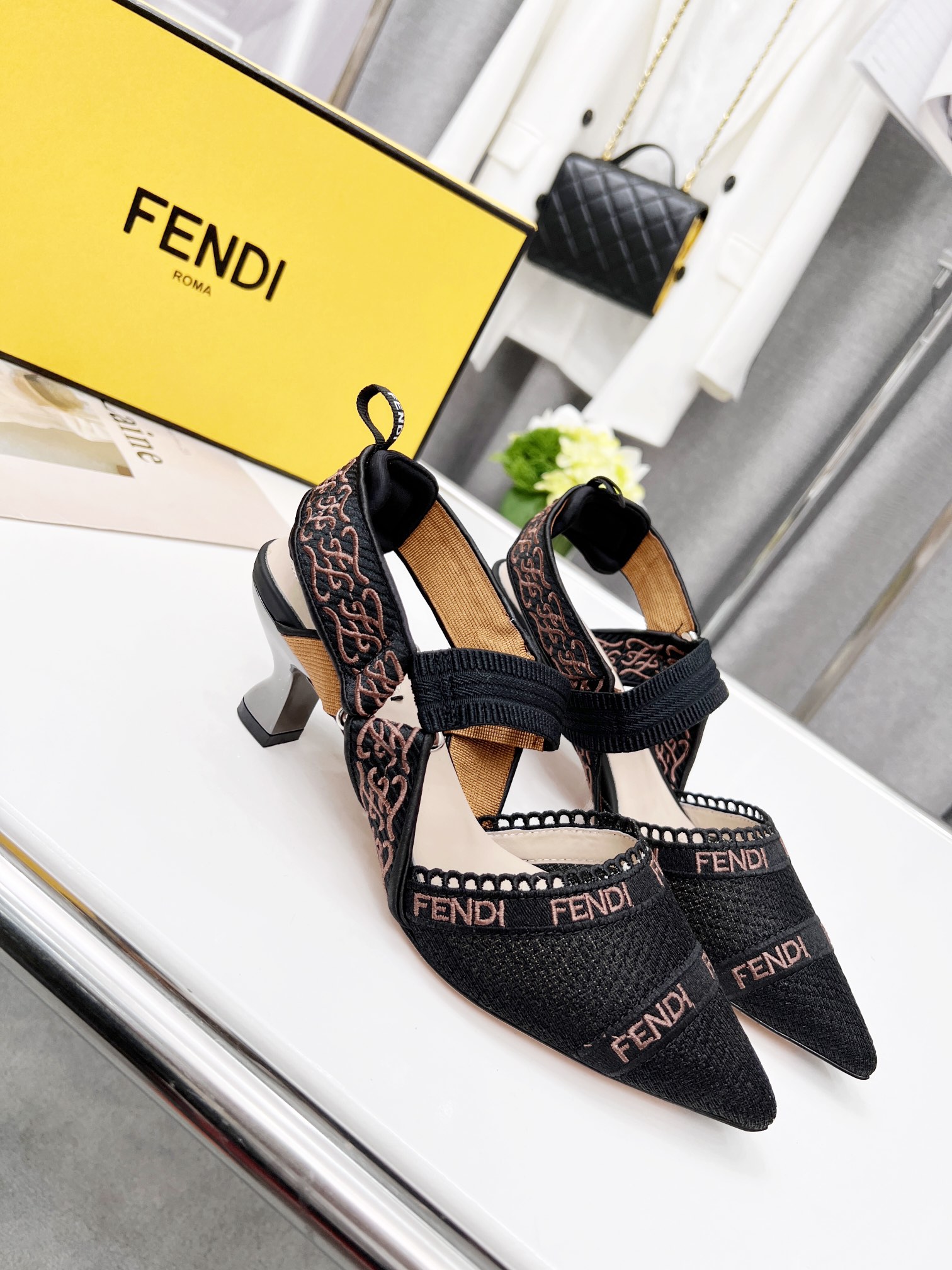 Fendi-Women-Colibri-Pumps-0017-35-42.jpg