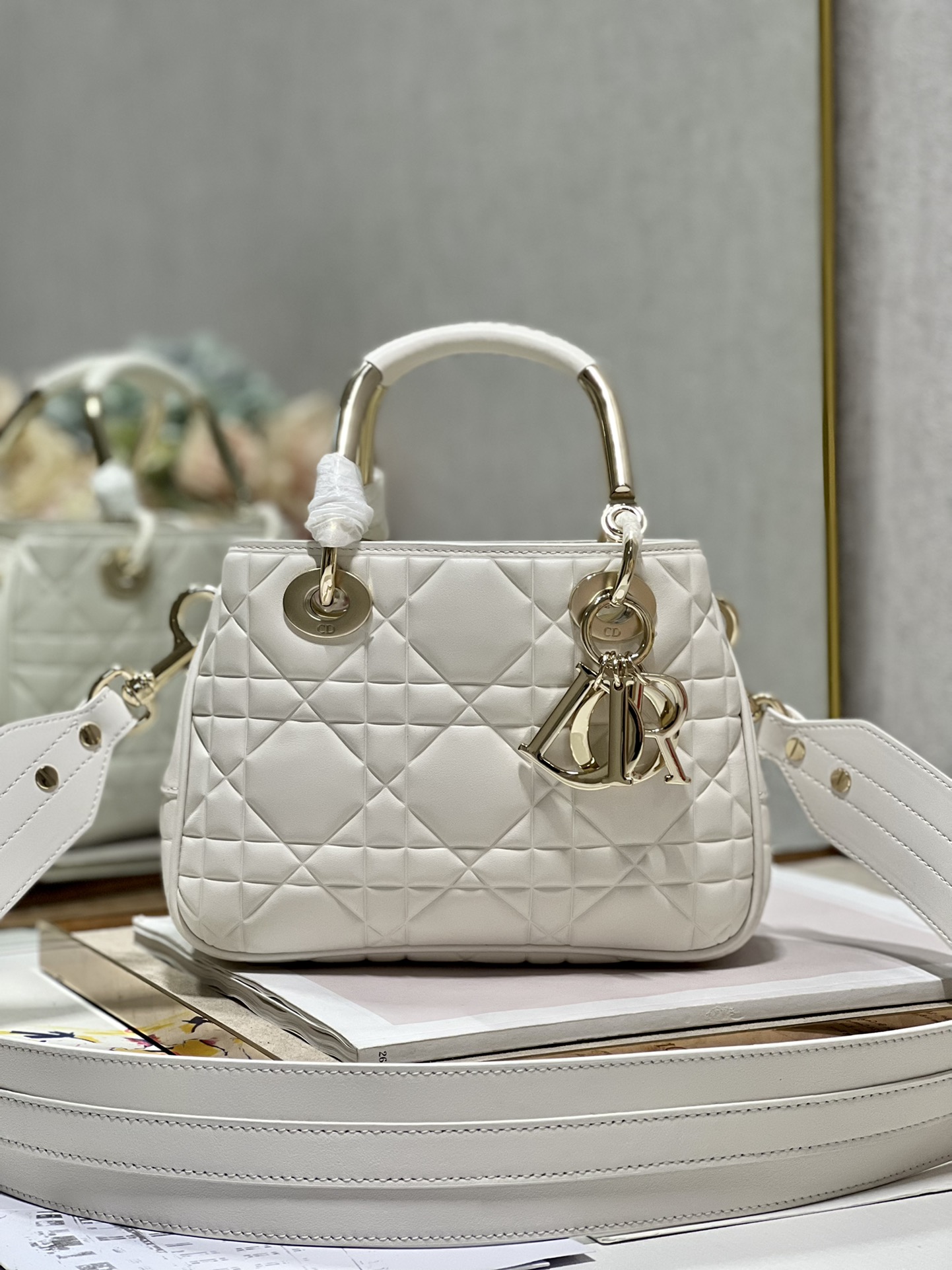 Lady-Dior-95.22-Small-White-Cannage-Lambskin-With-Gold-Hardware-.jpg
