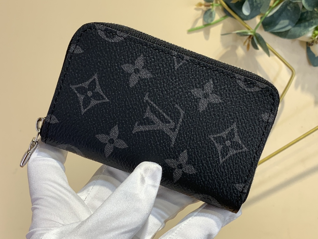 Louis-Vuitton-M81662-Zippy-Coin-Purse-Vertical-Monogram-Eclipse-coated-canvas.jpg