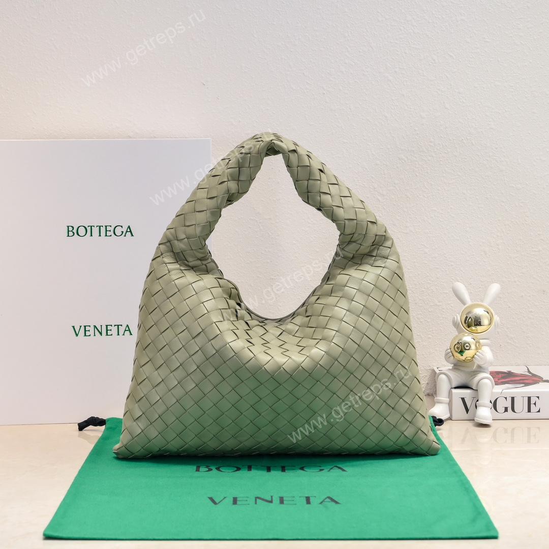 Bottega-Veneta-Small-Hop-Shoulder-Bag-Intrecciato-craftsmanship-in-calf-leather-41cm-Light-Matcha.jpg