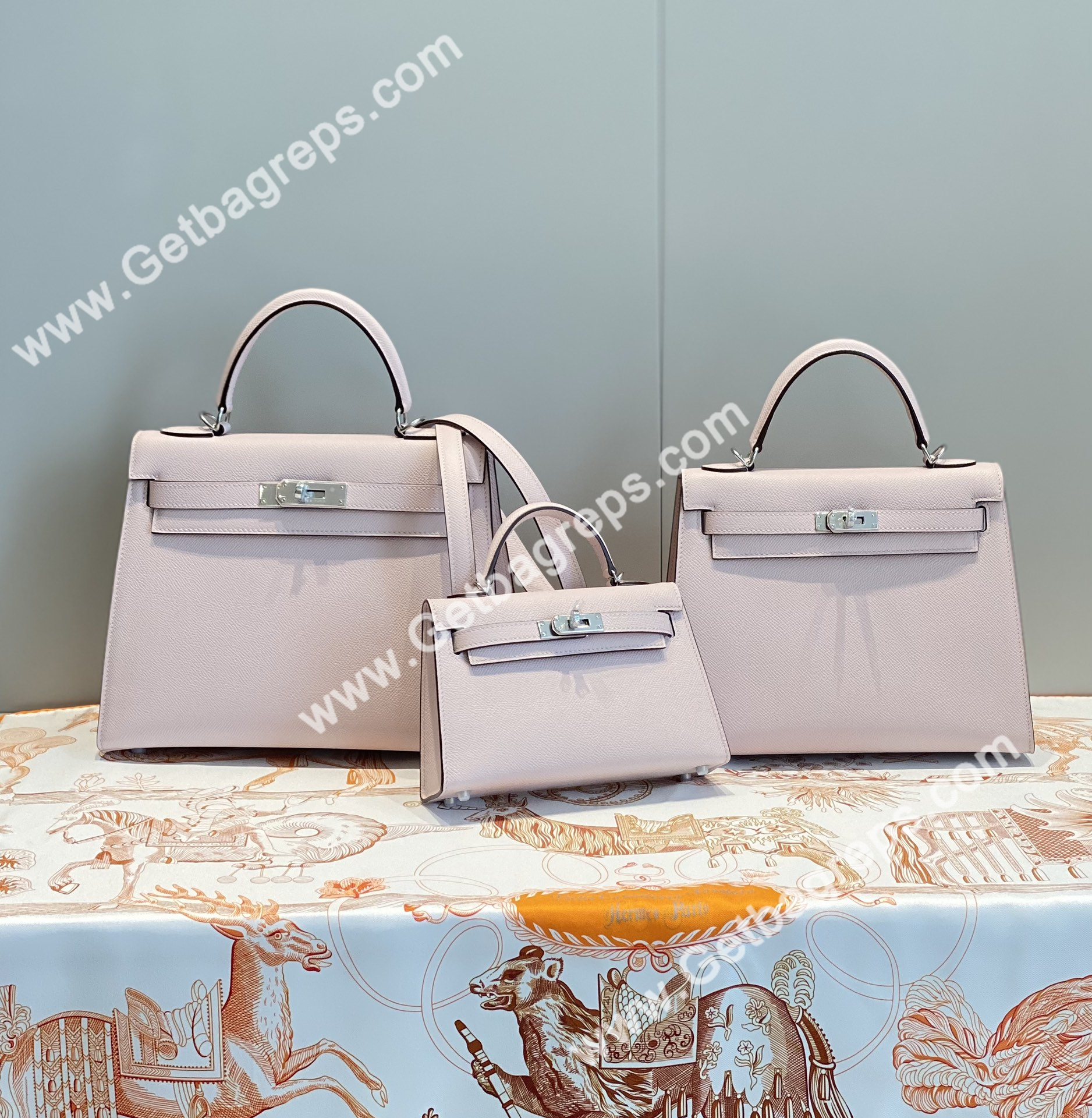 Kelly-19cm-25cm-28cm-Epsom-Macaroon-With-Silver.jpg