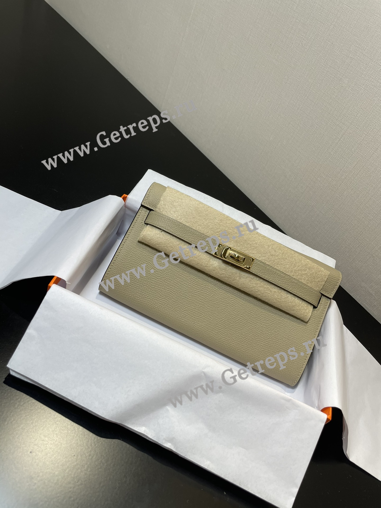 Hermes-Kelly-Woc-Long-Wallet-9.jpg