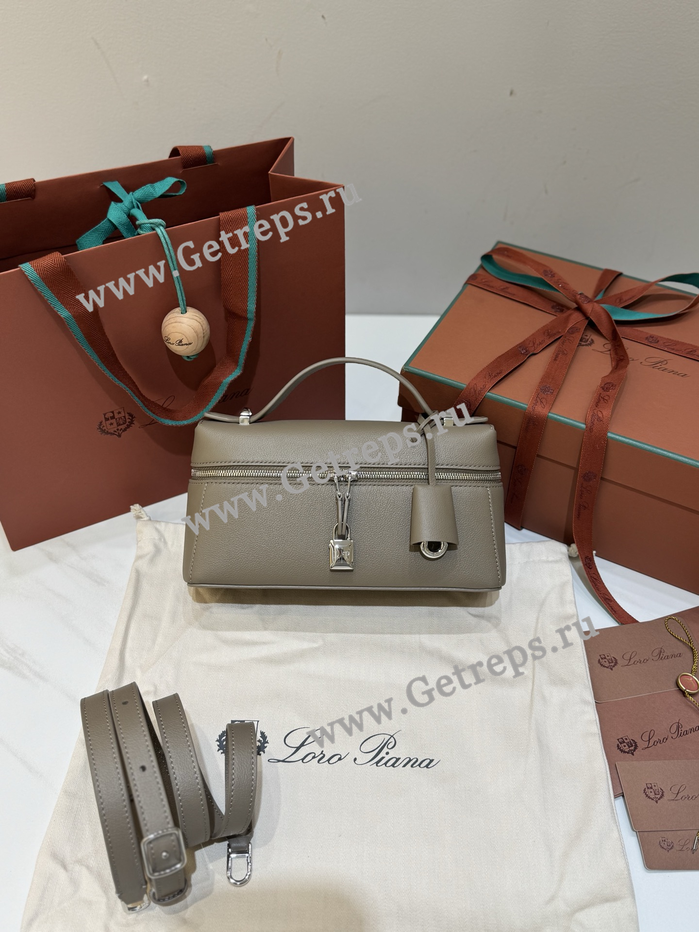 Loro-Piana-Extra-pocket-L23-Saddle-Leather-Grey.jpg