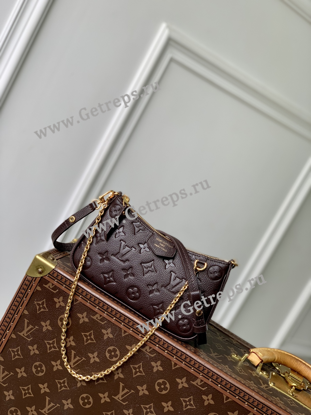 Louis-Vuitton-M13614-Easy-Pouch-Embossed-Grained-Cowhide-Leather-Brown.jpg