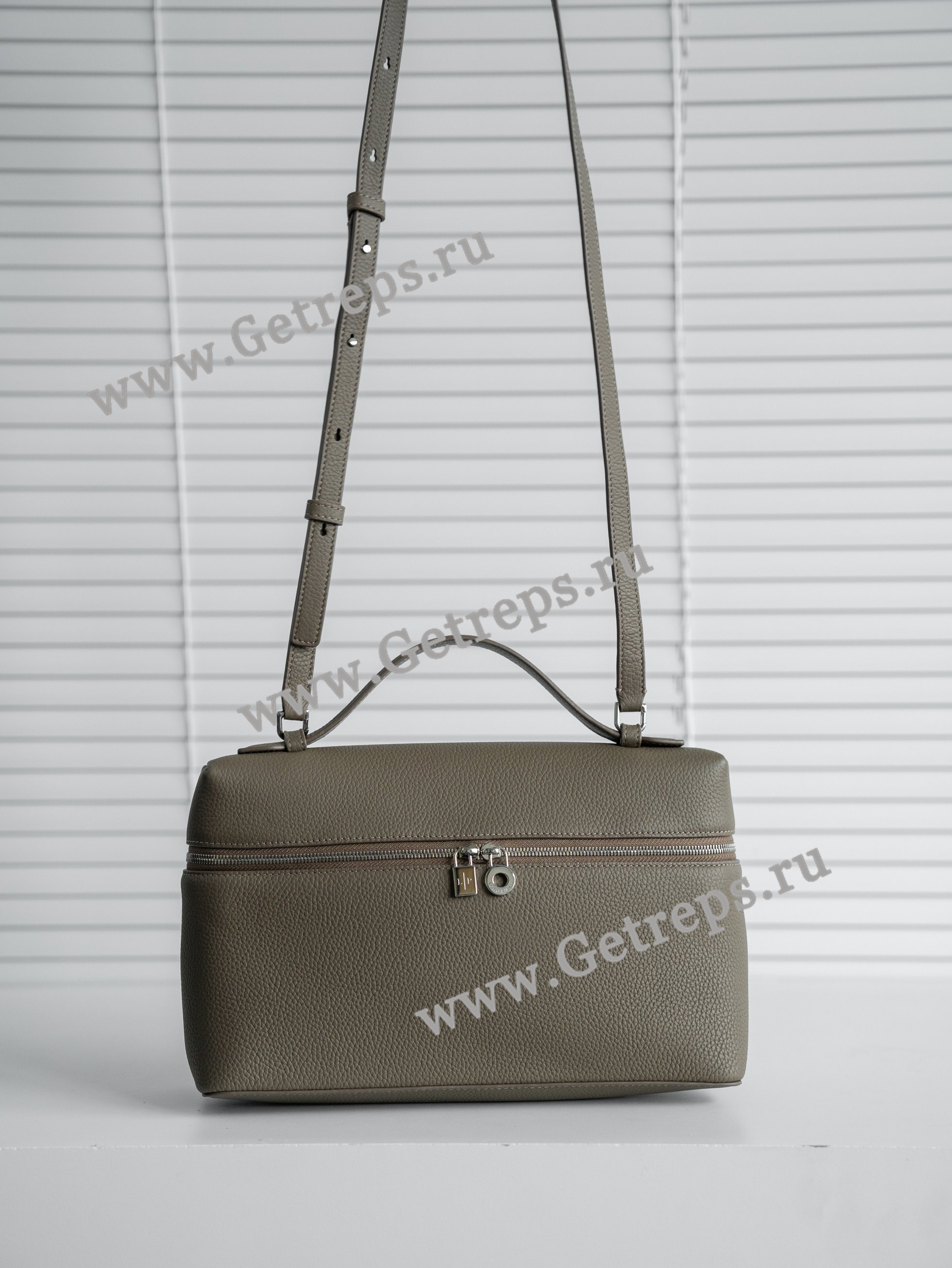 Loro-Piana-Extra-Bag-L27-Calfskin-6.jpg