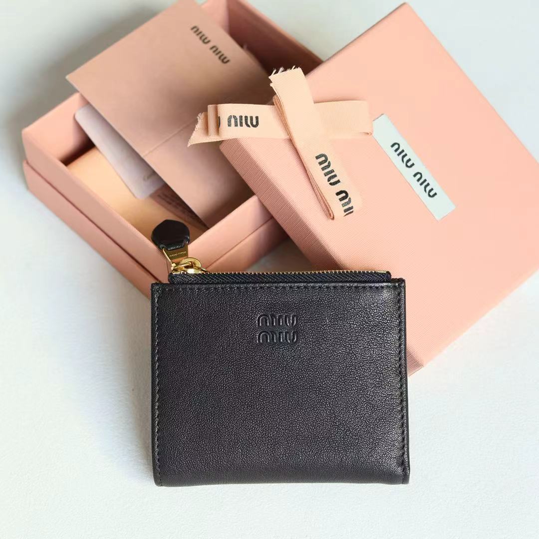 MiuMiu-5MV017-Pocket-Wallet-Black.jpg