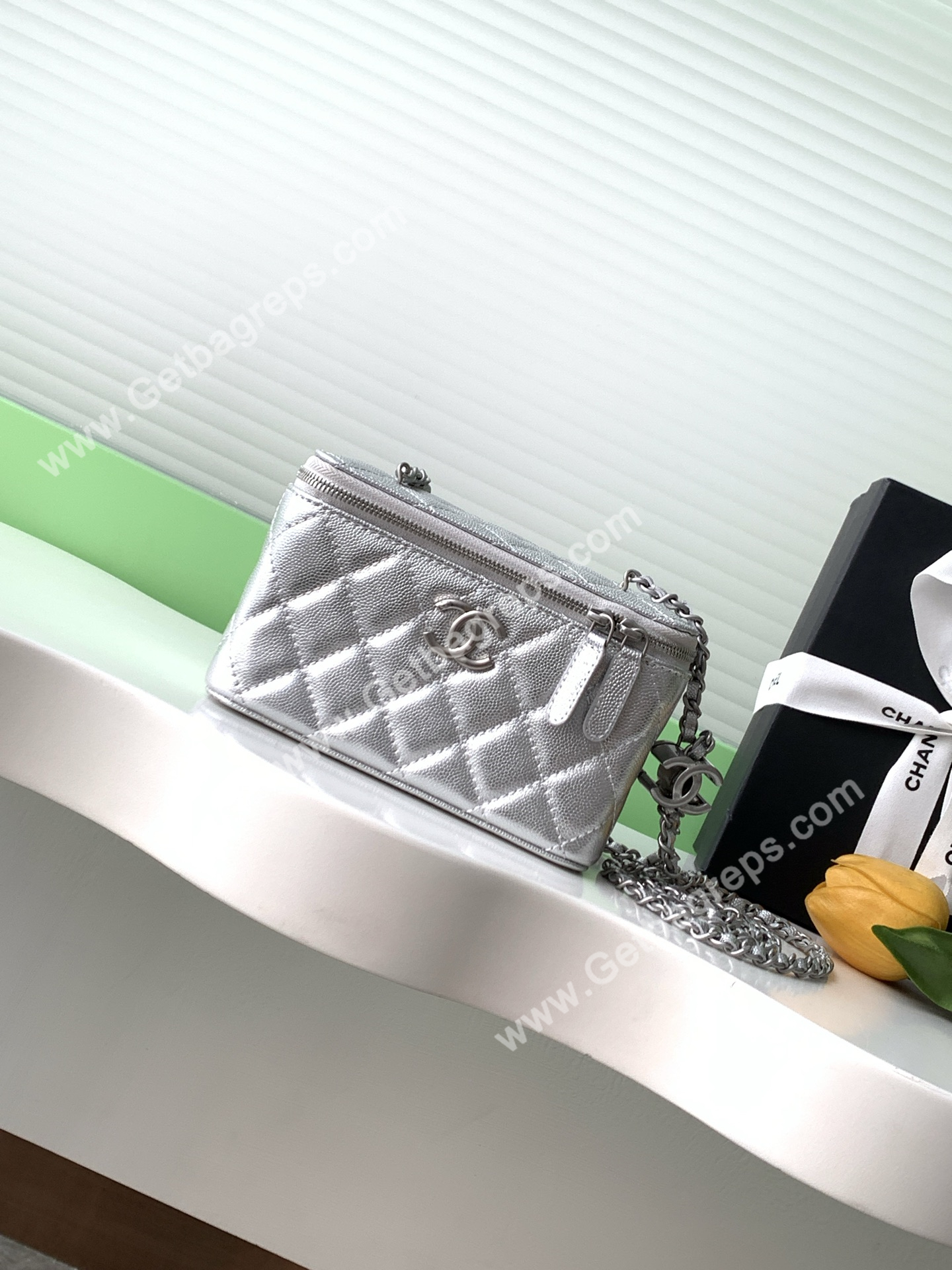 Chanel-AP3940-Caviar-Vanity-Bag-Silver.jpg