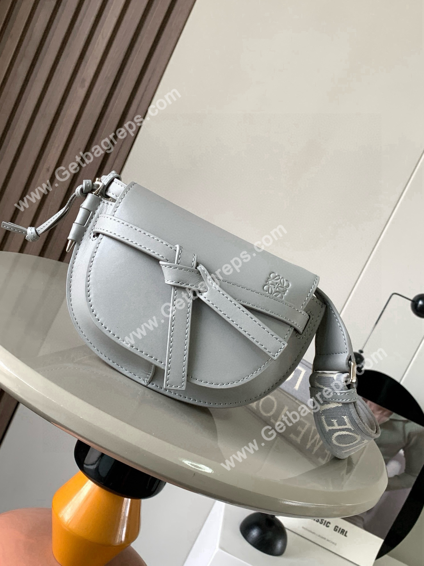 Loewe-Mini-Gate-Dual-Bag-0016.jpg