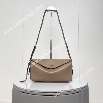 Balenciaga Womens Le 7 Shoulder Bag Medium in Khaki